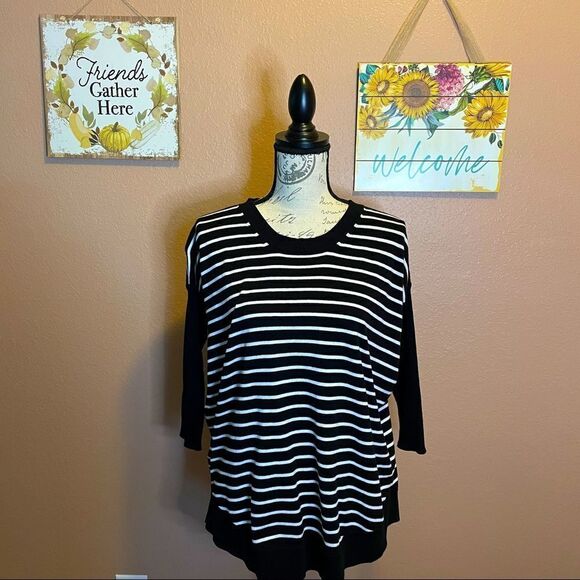 J Crew small black and white sweater - Picture 1 of 8